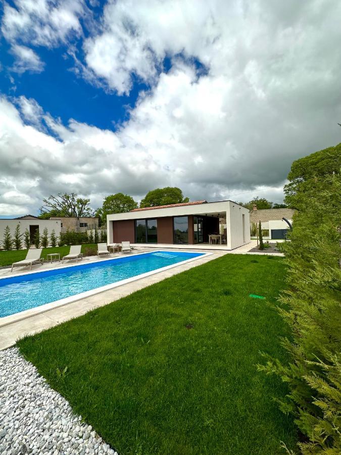 Villa Moderna San Lorenzo Orbanici Экстерьер фото