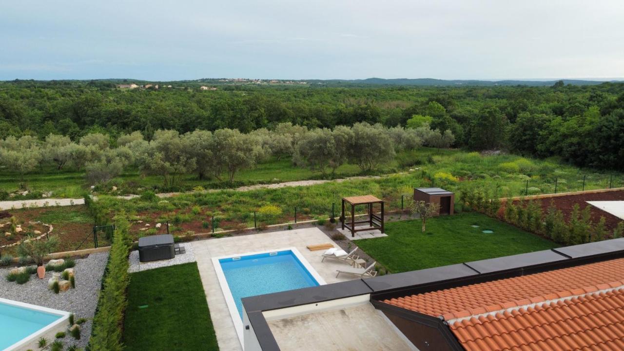Villa Moderna San Lorenzo Orbanici Экстерьер фото